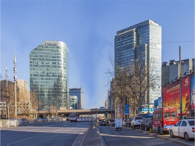 上海隔离办公桌租赁收费明细